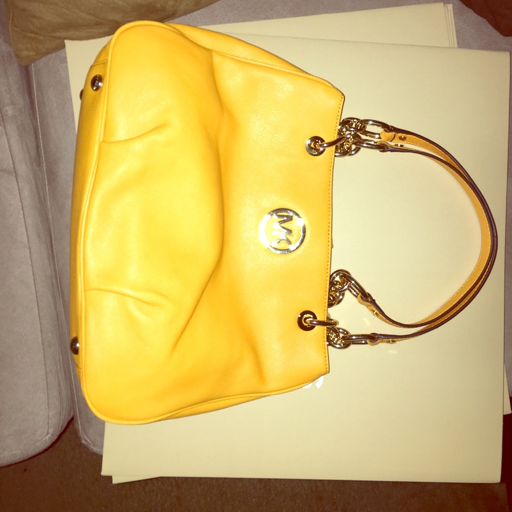 Michael Kors Fulton Bag